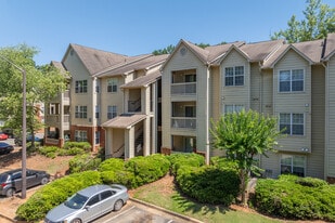 Lealand Place in Lawrenceville, GA - Building Photo