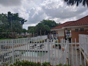 704 NW 92nd Ave in Plantation, FL - Building Photo - Building Photo