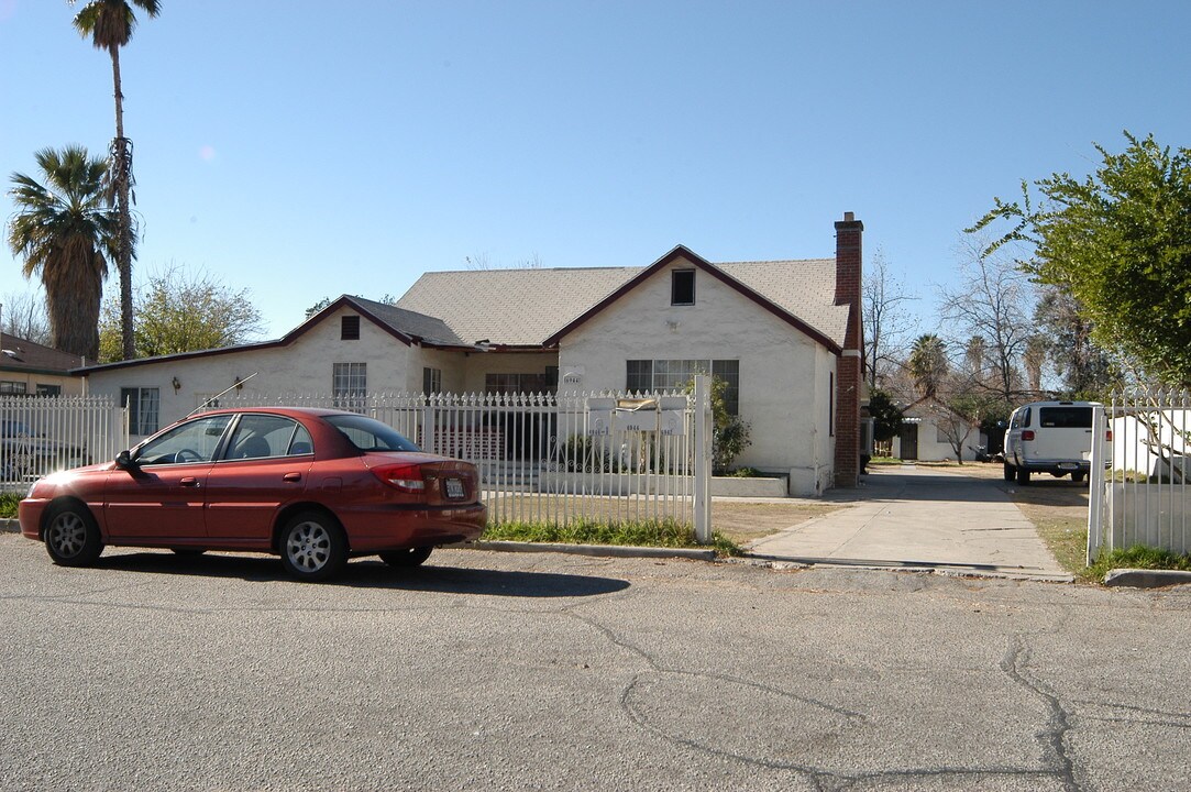 6942 Tippecanoe Ave in San Bernardino, CA - Building Photo