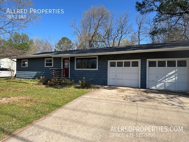 property at 2832 W Mt Comfort Rd