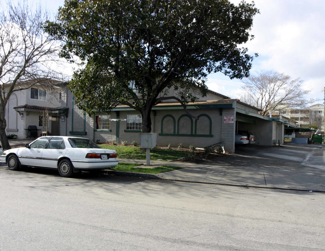 667-669 Menker Ave in San Jose, CA - Building Photo - Building Photo