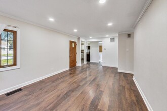 1205 183rd St in Homewood, IL - Foto de edificio - Building Photo