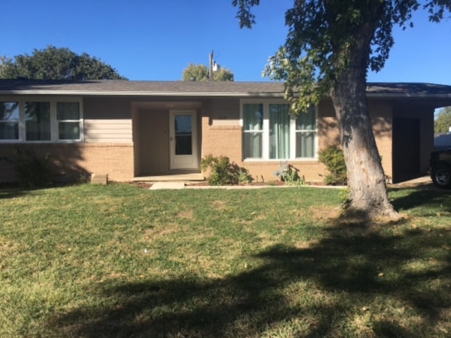property at 703 Carriage Ct