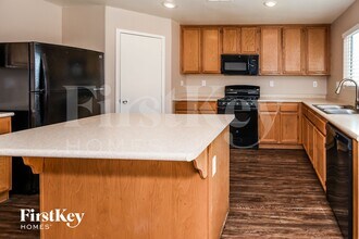 11625 Whipkey St in Las Vegas, NV - Building Photo - Building Photo