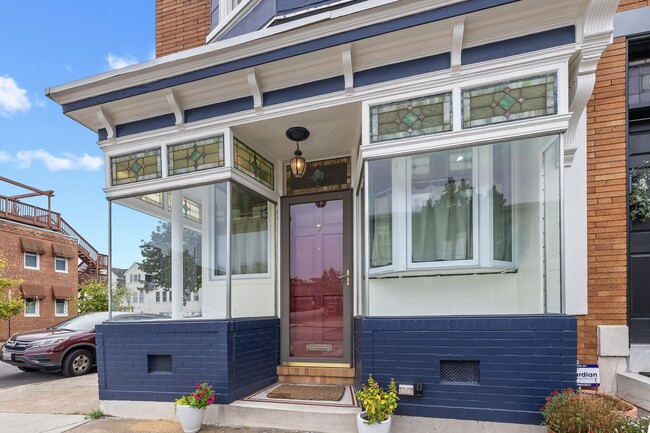 property at 642 S Linwood Ave