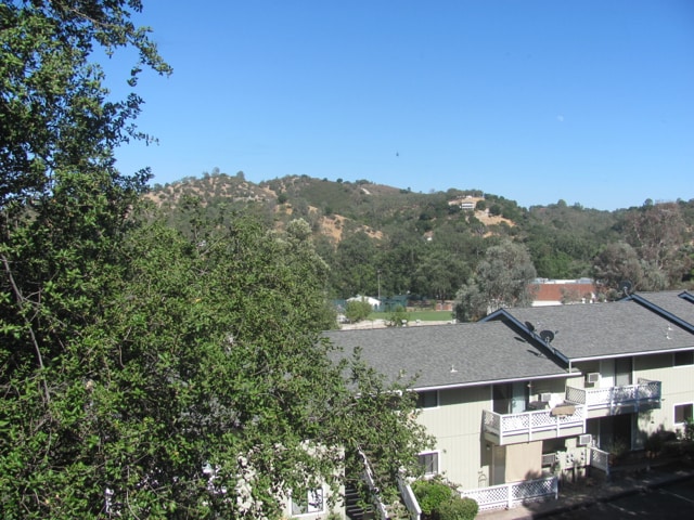 property at 5550 Traffic Way