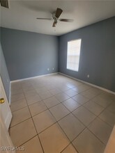 4755 29th St SW in Lehigh Acres, FL - Foto de edificio - Building Photo