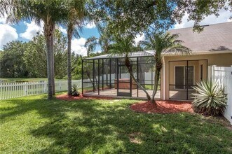 7139 Colony Pointe Dr in Riverview, FL - Building Photo - Building Photo