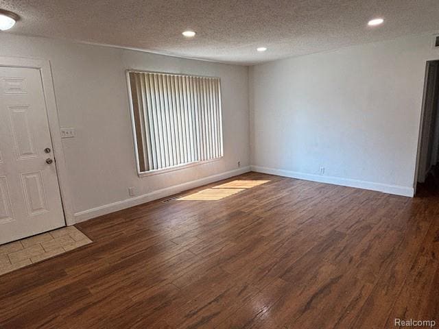 1605 E Greig Ave in Madison Heights, MI - Building Photo - Building Photo