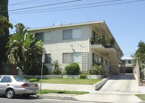 121 E Beacon St in Alhambra, CA - Building Photo