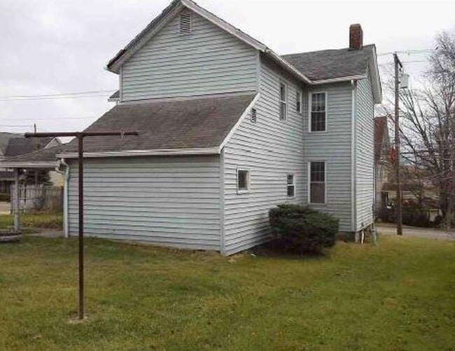 164 E Main St in Worthington, PA - Building Photo - Building Photo