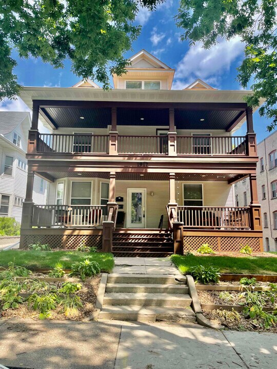 1917 Fremont Ave S in Minneapolis, MN - Foto de edificio