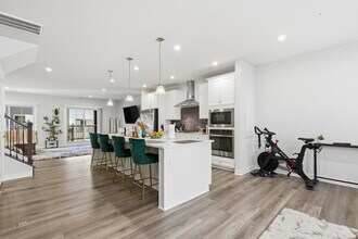 2528 -B Verona Pl in Ellicott City, MD - Building Photo - Building Photo