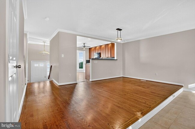 6836 Kerrywood Cir in Centreville, VA - Building Photo - Building Photo