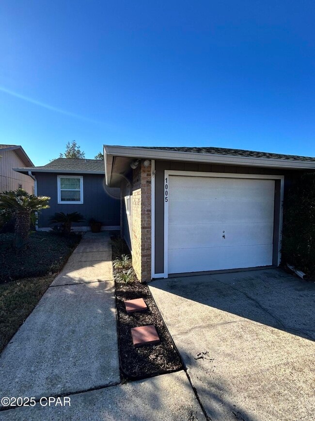 1005 11th Ct in Panama City, FL - Building Photo - Building Photo