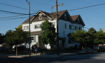 703 S 3rd St Apartments