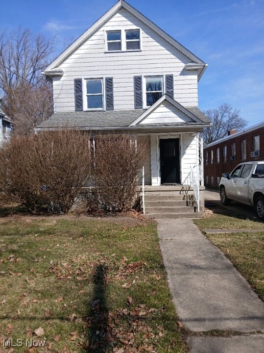 1954 Everett Ave in Youngstown, OH - Building Photo