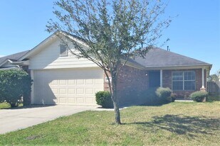 8567 Chaletford Dr in Houston, TX - Building Photo