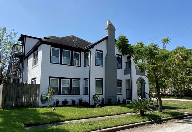 2802 Palm St-Unit -A in Houston, TX - Building Photo - Building Photo