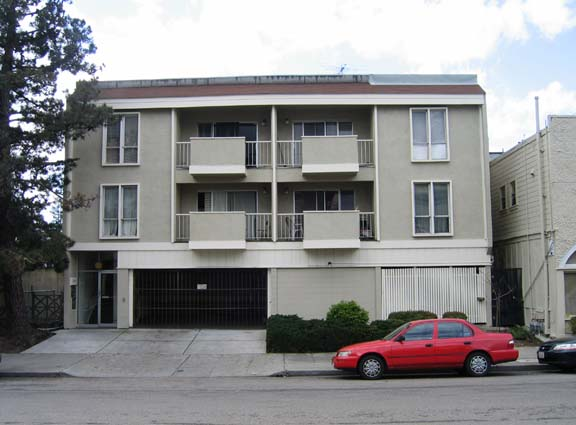 2520 Regent St in Berkeley, CA - Foto de edificio - Building Photo