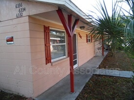 6336 Alaska Ave in New Port Richey, FL - Building Photo