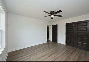 1609 Elizabeth Rd in Nashville, TN - Building Photo