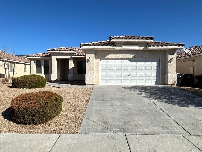 property at 816 Bolivar Ave