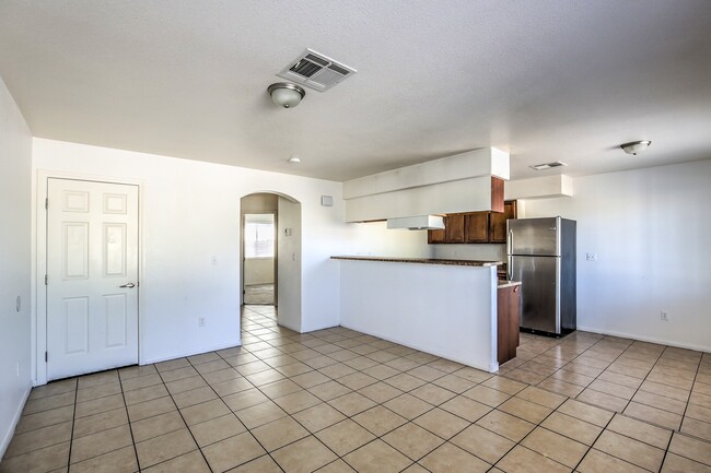 3129 N Walnut Rd in Las Vegas, NV - Building Photo - Building Photo