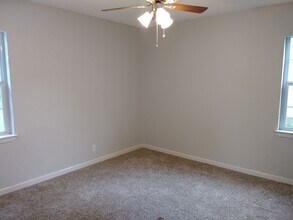 2623 Province Lane in Dallas, TX - Foto de edificio - Building Photo