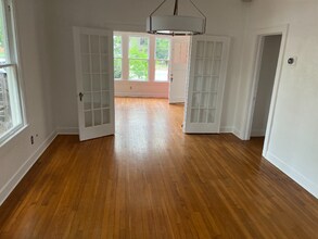 9100 Georgian Dr in Austin, TX - Building Photo - Building Photo
