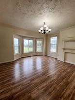 583 Washington Ave in Albany, NY - Building Photo