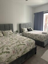 2342 McKinley St, Unit 1 in Hollywood, FL - Building Photo - Building Photo