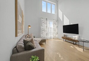 605 Rue Fullum, Unit SI FL4-ID1543125P in Montréal, QC - Building Photo