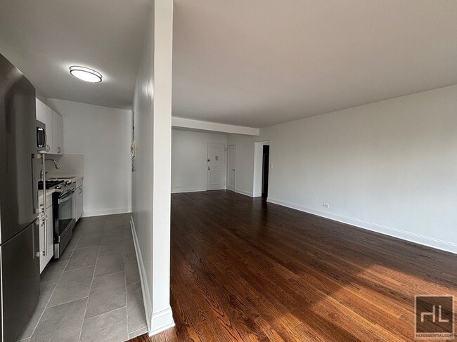 BEEKMAN PLACE, Unit 2C in New York, NY - Foto de edificio - Building Photo