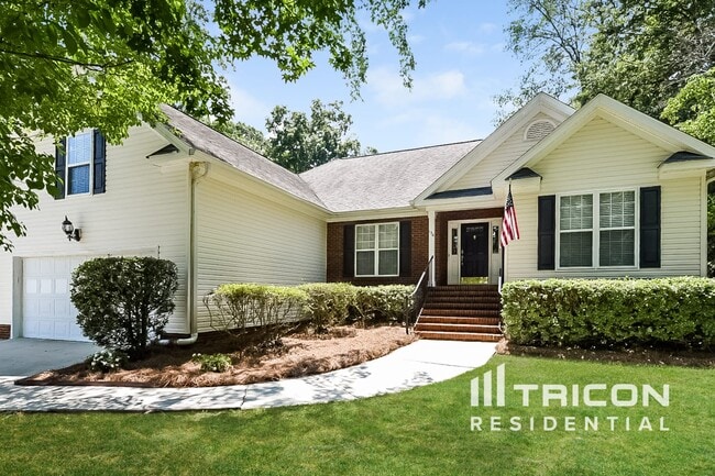 property at 136 Tanners Mill Rd