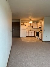 River Oaks Apartments, Hartland WI in Hartland, WI - Foto de edificio - Building Photo