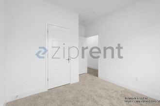 4785 Happy Hallow Dr in Folsom, CA - Building Photo - Building Photo