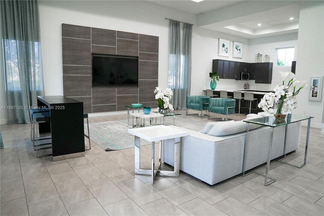 1450 SE 26th Ter in Homestead, FL - Foto de edificio