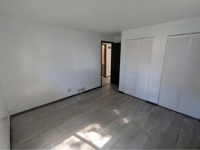 909 7th St in Howard Lake, MN - Foto de edificio - Building Photo