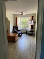 84 Guinea Rd, Unit In-law apartment in Kennebunkport, ME - Building Photo