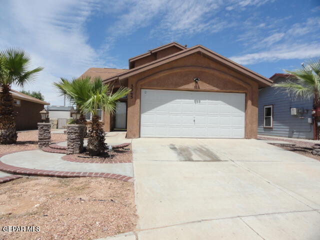 3965 Tierra Iris Pl in El Paso, TX - Building Photo