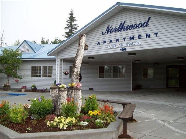 190 W Park Ave in Soldotna, AK - Building Photo