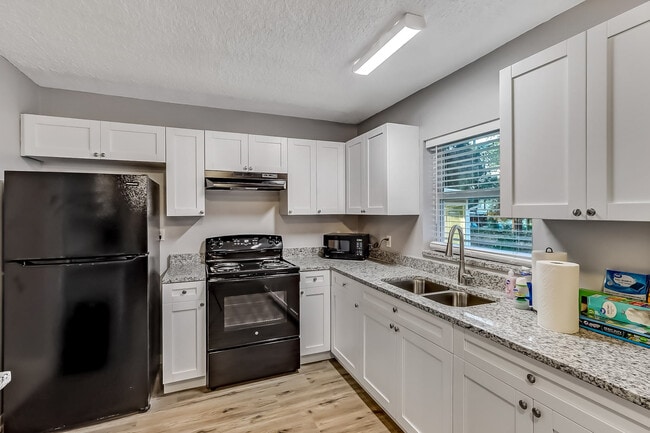 property at 7129 Beth Ann Terrace