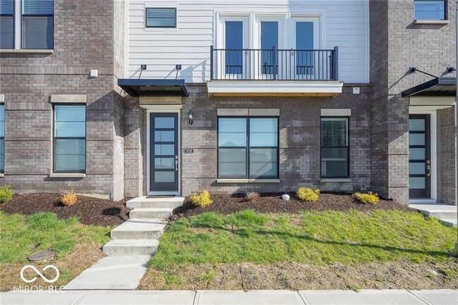 9728 Junction in Fishers, IN - Building Photo - Building Photo