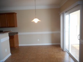 5279 Crosswinds Rd in McLeansville, NC - Foto de edificio - Building Photo