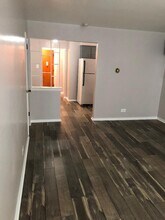 9215 S Pulaski Rd in Evergreen Park, IL - Building Photo - Building Photo