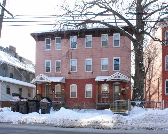 33-35 Elliott St in Hartford, CT - Foto de edificio - Building Photo