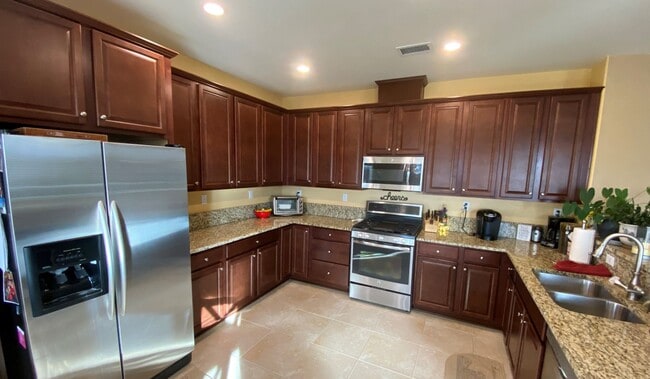 1141 Lahontan Dr in Carson City, NV - Building Photo - Building Photo