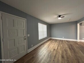 7069 Perke Dr in Jacksonville, FL - Building Photo - Building Photo