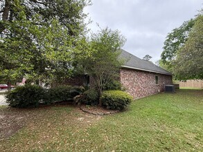 137 Cornerstone Dr in Slidell, LA - Foto de edificio - Building Photo